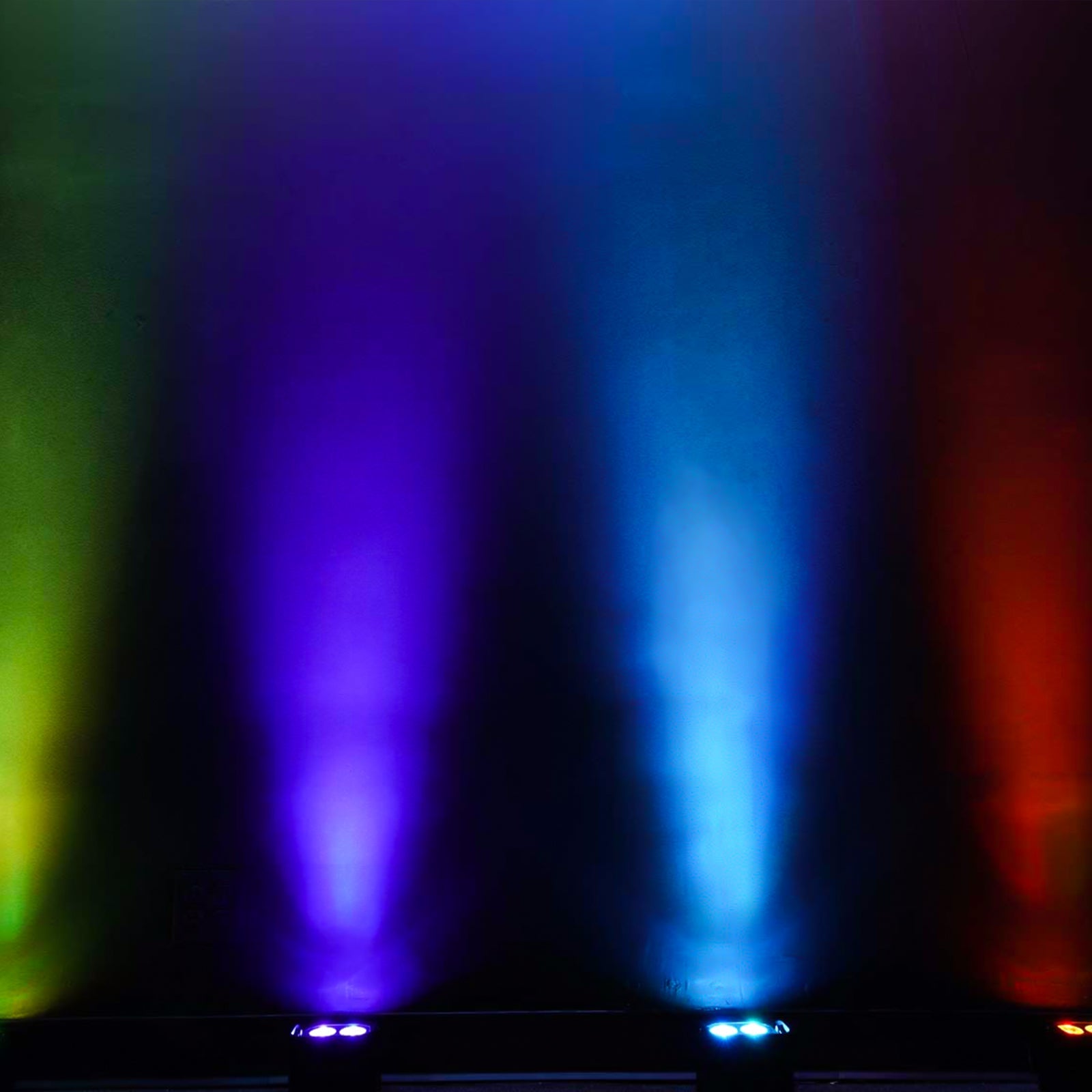SurgeFX SF-BP418 Wireless Battery-Powered 4 LED Uplight