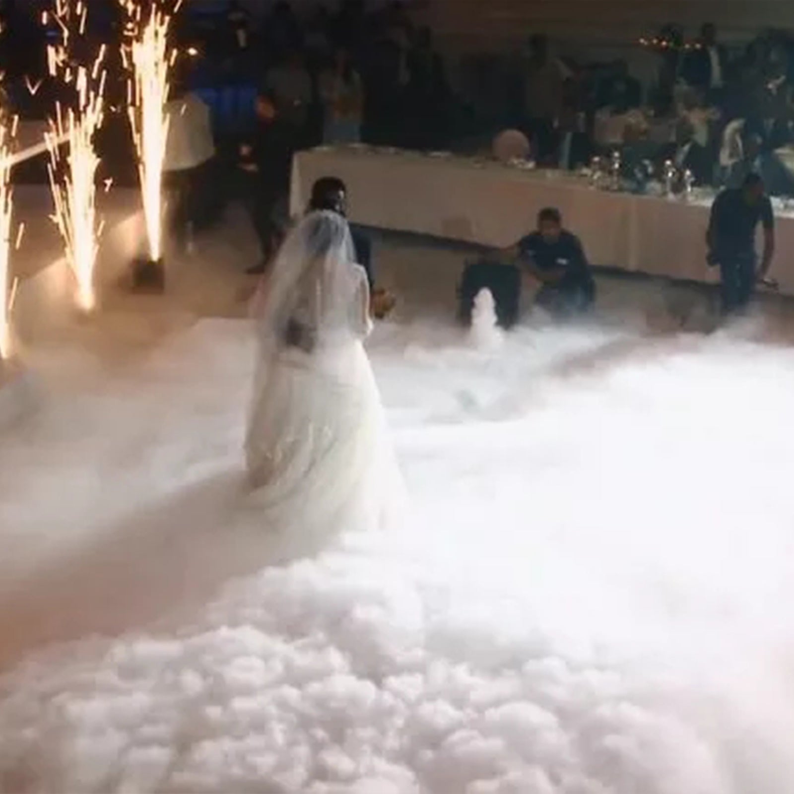 SurgeFX Hydra Dual Output Ground Fog Machine – 3000W Low-Lying Fog Effect System