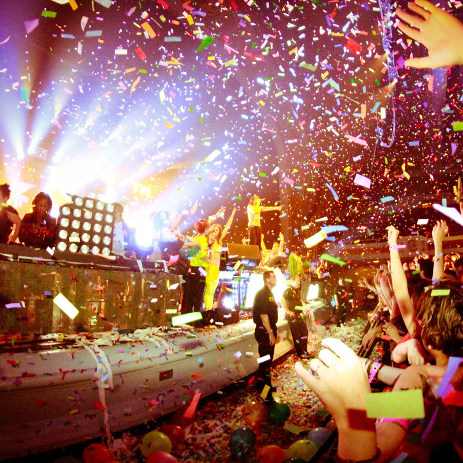SurgeFX SF-BCM Mega Confetti Launcher