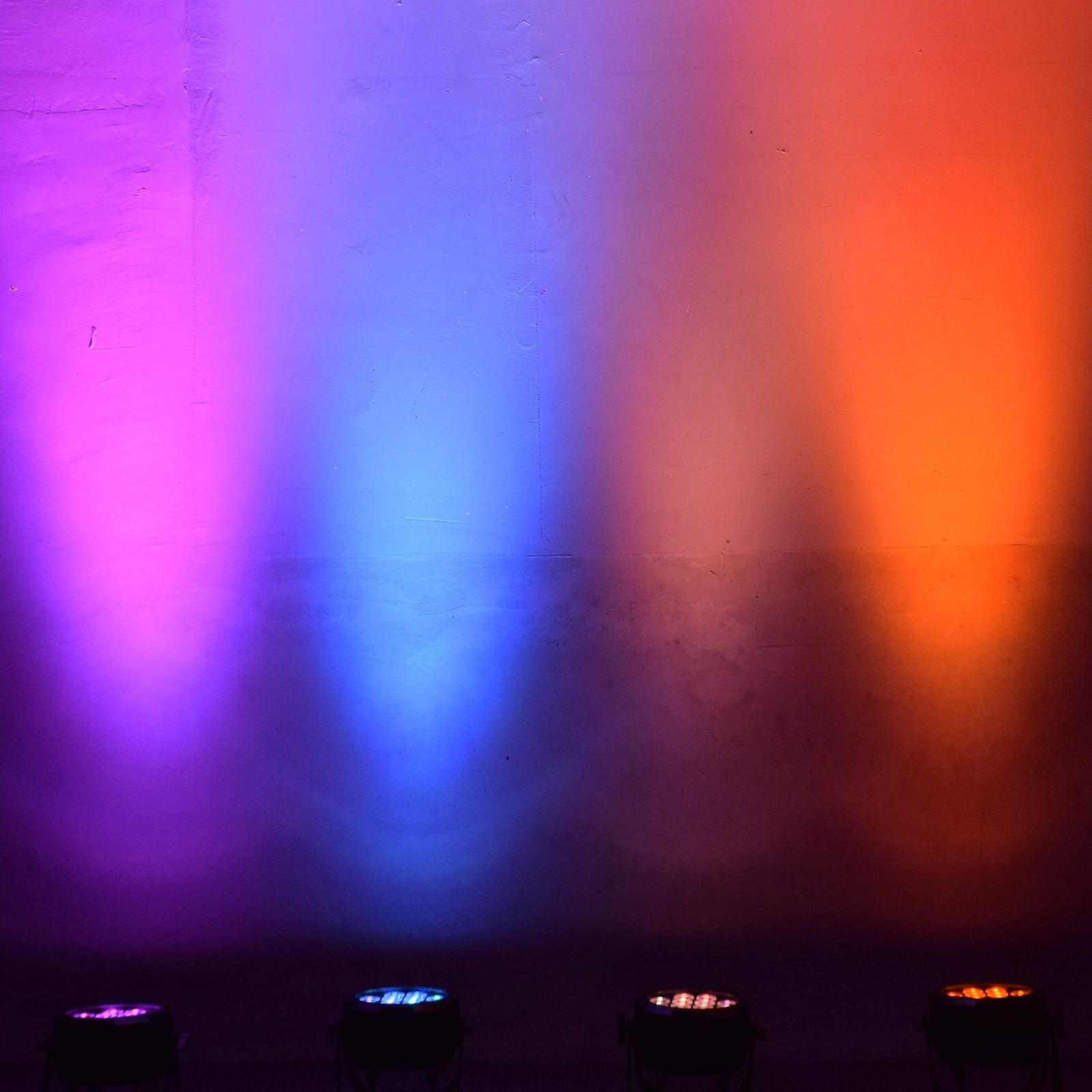 SurgeFX SF-WD1218 IP65 Battery-Powered LED Par Light