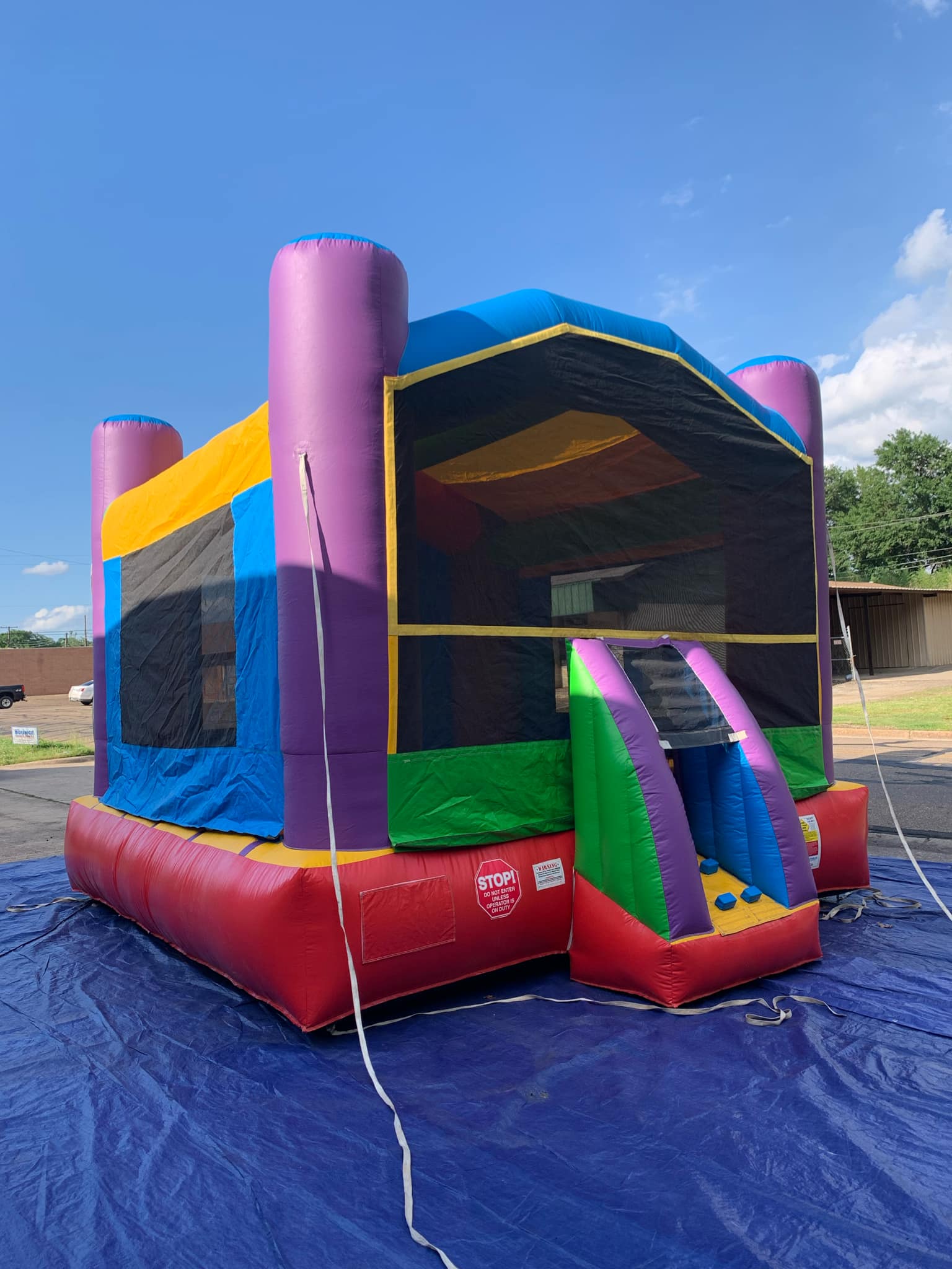 Wacky Bouncer
Large 15' (Used)