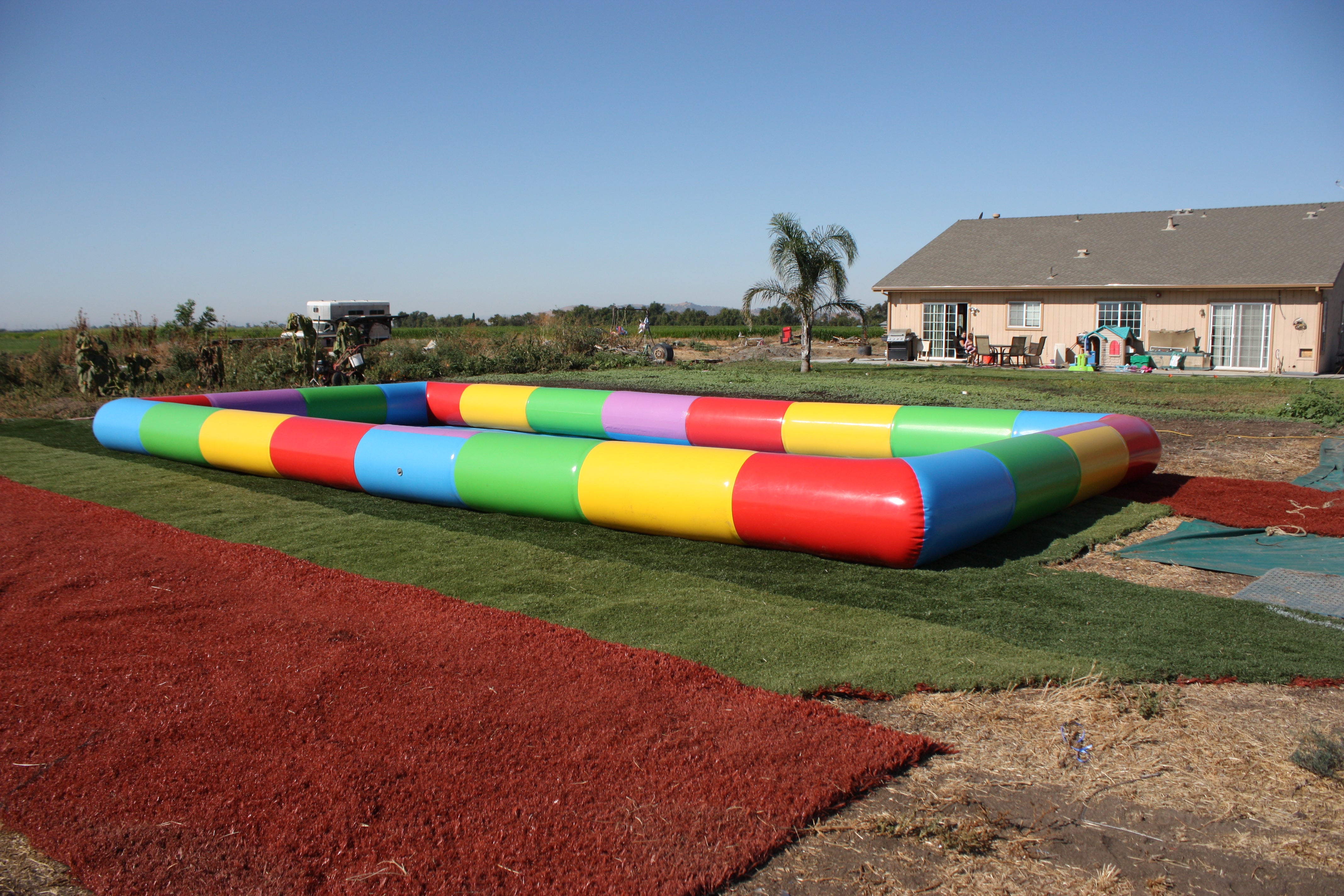 26' Square Water Ball Pool, 676sqft Fits 6 Balls