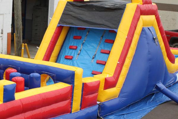 45'Lx12'H Wet n Dry Obstacle Red