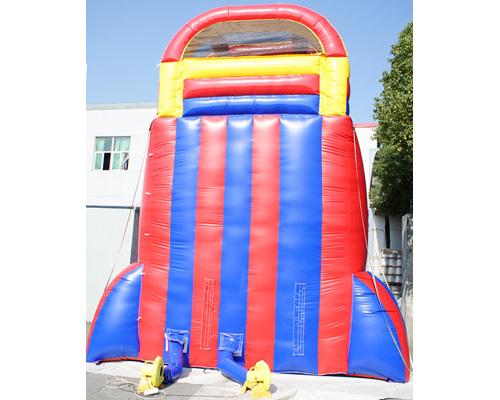 20'H Rainbow Screamer Slide