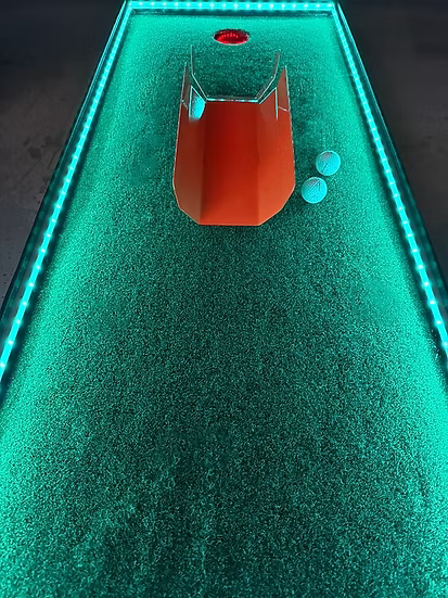 9 Hole Mini Golf Course With Cart